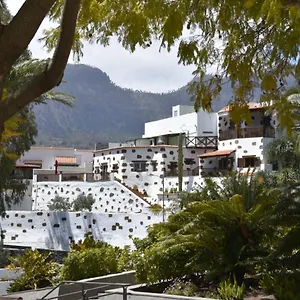 Holiday 2 Santa Lucia